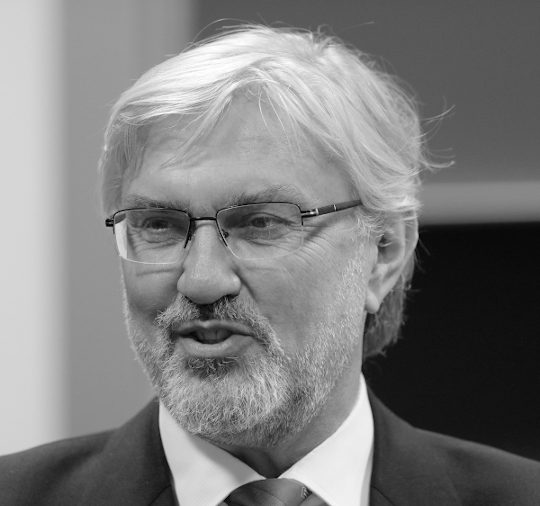 cropped-horst-stoecker.jpg